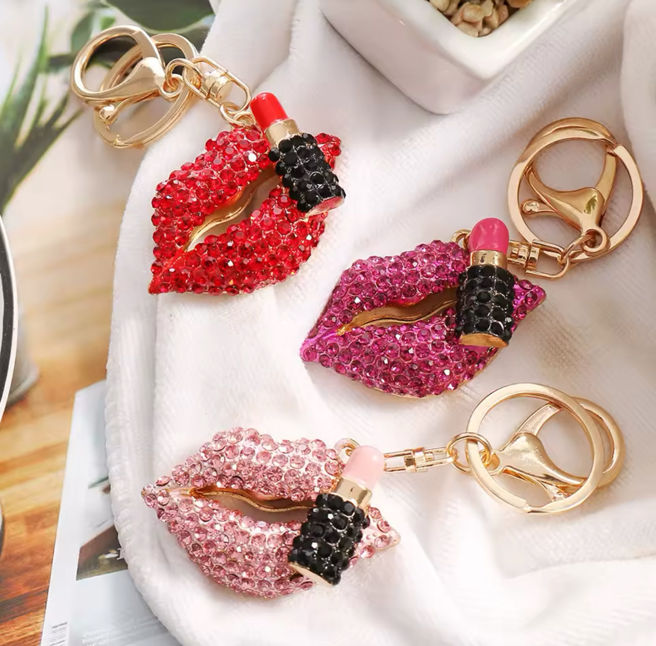 Wholesale 3D Bling Lips Lipstick Keychain Charms