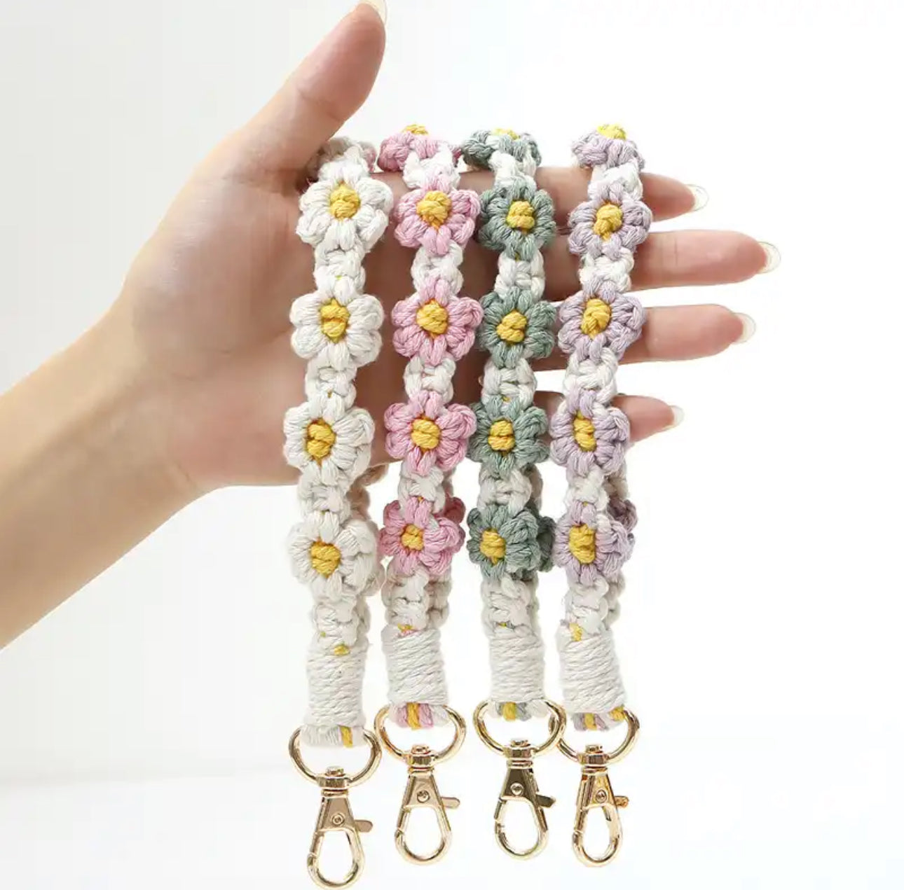 Wristlet Keychains (Daisy Flower Macrame)